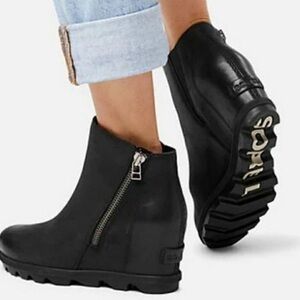 NWOB SOREL JOAN OF ARCTIC WEDGE II CHELSEA BOOTIE
